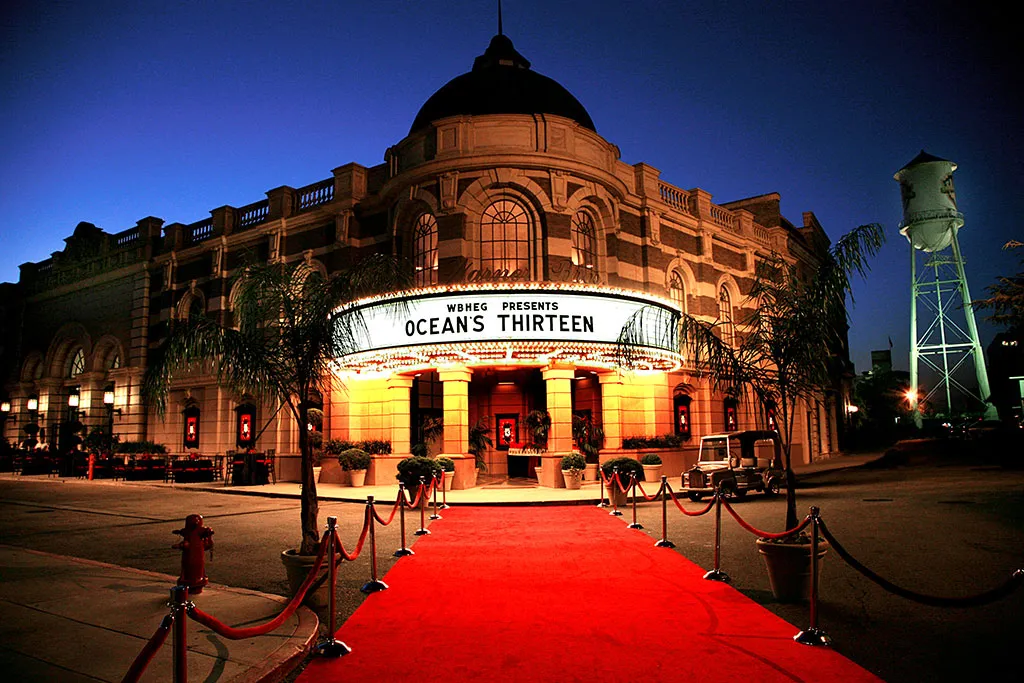 Steven J Ross Theater 03