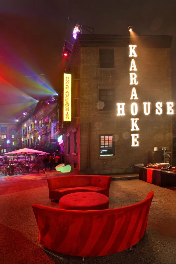 Around The World At Warner Bros 02