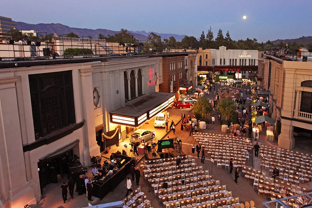 Environmental Media Awards Gala 02